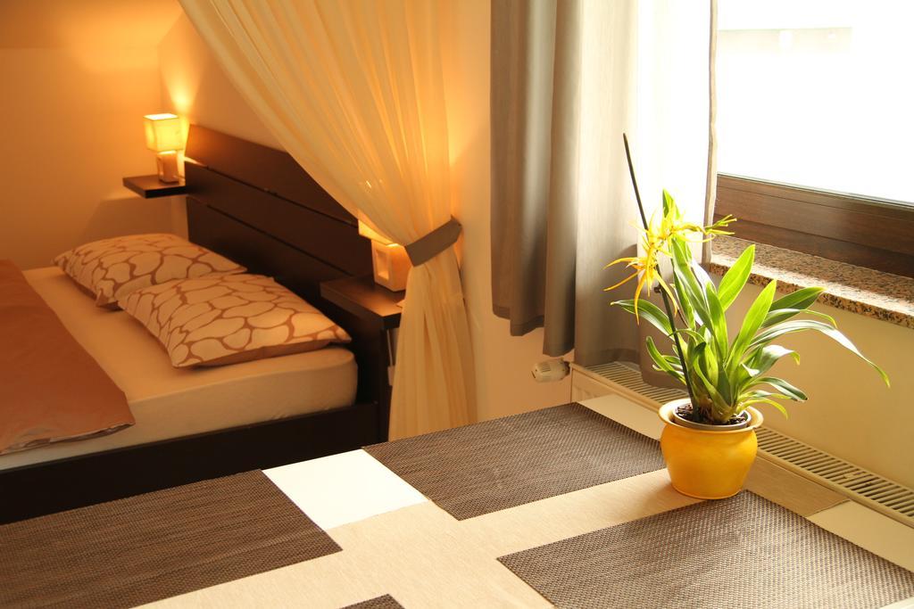 Apartments Strmac Slunj Eksteriør billede